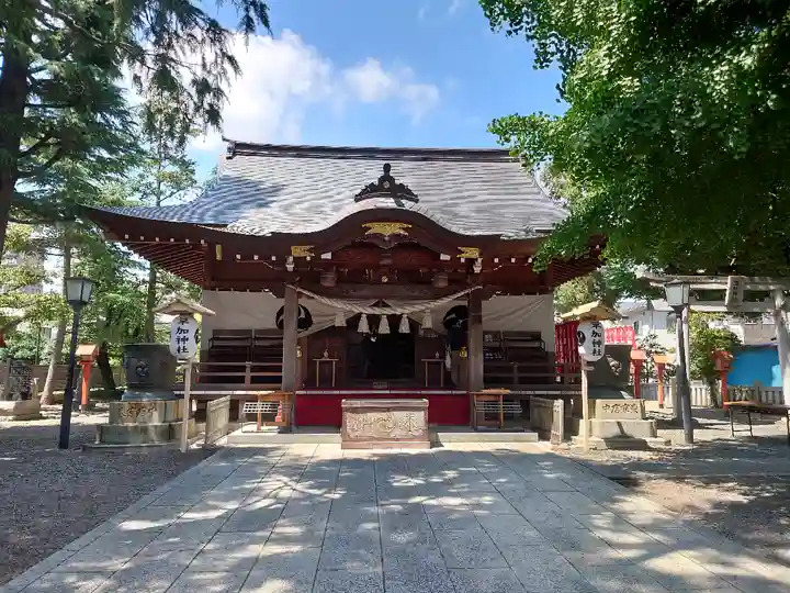 草加神社の本殿・本堂