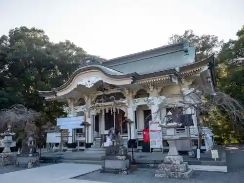 武雄神社の{uncategorized: "未分類", other: "その他", undefined: "問題あり", building: "その他建物", grave: "お墓", sacred_gate: "鳥居", guardian: "狛犬", statue: "像", buddha: "仏像", history: "歴史", nature: "自然", garden: "庭園", animal: "動物", pagoda: "塔", temizu: "手水舎", mountain_gate: "山門・神門", sanctuary: "本殿・本堂", subordinate: "末社・摂社", art: "芸術", scenery: "景色", jizo: "地蔵", ema: "絵馬", goshuin: "御朱印", omikuji: "おみくじ", items: "授与品その他", amulet: "お守り", goshuincho: "御朱印帳", eats: "食事", festival: "お祭り", votive_dance: "神楽", shichigosan: "七五三参", wedding: "結婚式", experience: "体験その他", initially: "初詣", around: "周辺", anti_infection: "感染症対策"}