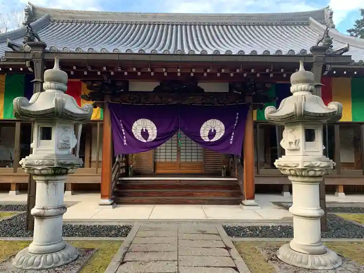 総持院の本殿・本堂