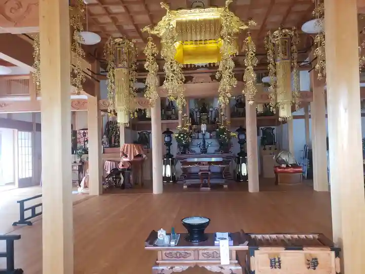 覚伝寺の本殿・本堂