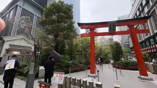 福徳神社（芽吹稲荷）の{uncategorized: "未分類", other: "その他", undefined: "問題あり", building: "その他建物", grave: "お墓", sacred_gate: "鳥居", guardian: "狛犬", statue: "像", buddha: "仏像", history: "歴史", nature: "自然", garden: "庭園", animal: "動物", pagoda: "塔", temizu: "手水舎", mountain_gate: "山門・神門", sanctuary: "本殿・本堂", subordinate: "末社・摂社", art: "芸術", scenery: "景色", jizo: "地蔵", ema: "絵馬", goshuin: "御朱印", omikuji: "おみくじ", items: "授与品その他", amulet: "お守り", goshuincho: "御朱印帳", eats: "食事", festival: "お祭り", votive_dance: "神楽", shichigosan: "七五三参", wedding: "結婚式", experience: "体験その他", initially: "初詣", around: "周辺", anti_infection: "感染症対策"}