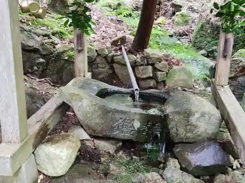 石龕寺の手水舎