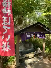 樽前山神社の像