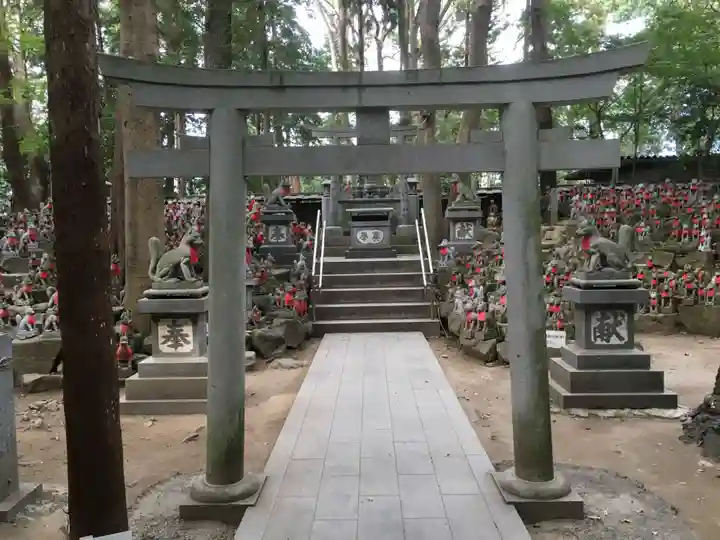 豊川閣 妙厳寺の鳥居
