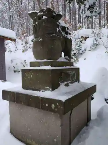 上野幌神社の狛犬