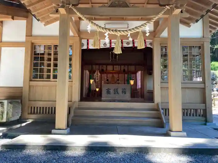 高賀神社の本殿・本堂