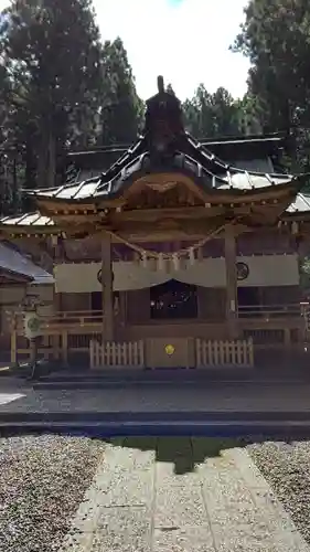 御岩神社の本殿・本堂