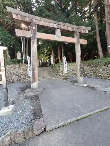 草薙神社の鳥居