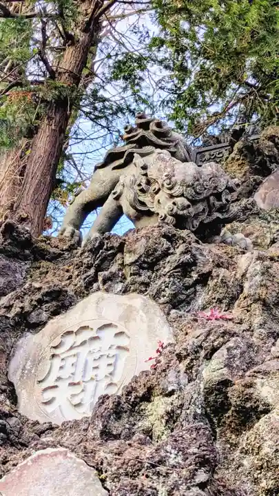 成田山新勝寺の狛犬