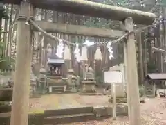 湯谷神社の末社