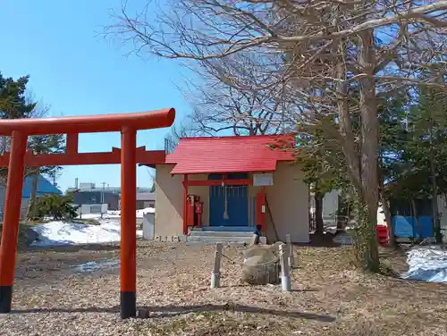 深川花園稲荷神社の本殿・本堂