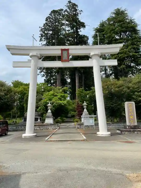 八幡宮の{uncategorized: "未分類", other: "その他", undefined: "問題あり", building: "その他建物", grave: "お墓", sacred_gate: "鳥居", guardian: "狛犬", statue: "像", buddha: "仏像", history: "歴史", nature: "自然", garden: "庭園", animal: "動物", pagoda: "塔", temizu: "手水舎", mountain_gate: "山門・神門", sanctuary: "本殿・本堂", subordinate: "末社・摂社", art: "芸術", scenery: "景色", jizo: "地蔵", ema: "絵馬", goshuin: "御朱印", omikuji: "おみくじ", items: "授与品その他", amulet: "お守り", goshuincho: "御朱印帳", eats: "食事", festival: "お祭り", votive_dance: "神楽", shichigosan: "七五三参", wedding: "結婚式", experience: "体験その他", initially: "初詣", around: "周辺", anti_infection: "感染症対策"}