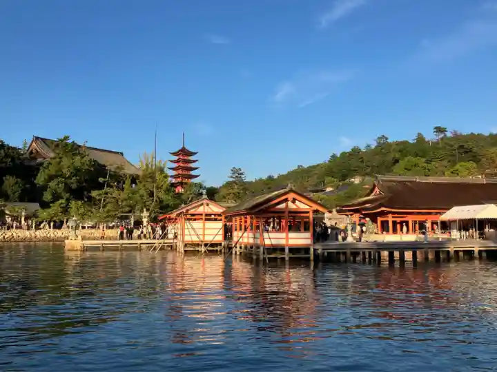 厳島神社(広島県)