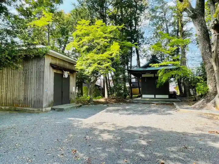 比都佐神社の{uncategorized: "未分類", other: "その他", undefined: "問題あり", building: "その他建物", grave: "お墓", sacred_gate: "鳥居", guardian: "狛犬", statue: "像", buddha: "仏像", history: "歴史", nature: "自然", garden: "庭園", animal: "動物", pagoda: "塔", temizu: "手水舎", mountain_gate: "山門・神門", sanctuary: "本殿・本堂", subordinate: "末社・摂社", art: "芸術", scenery: "景色", jizo: "地蔵", ema: "絵馬", goshuin: "御朱印", omikuji: "おみくじ", items: "授与品その他", amulet: "お守り", goshuincho: "御朱印帳", eats: "食事", festival: "お祭り", votive_dance: "神楽", shichigosan: "七五三参", wedding: "結婚式", experience: "体験その他", initially: "初詣", around: "周辺", anti_infection: "感染症対策"}