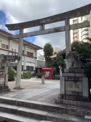 三輪神社の鳥居