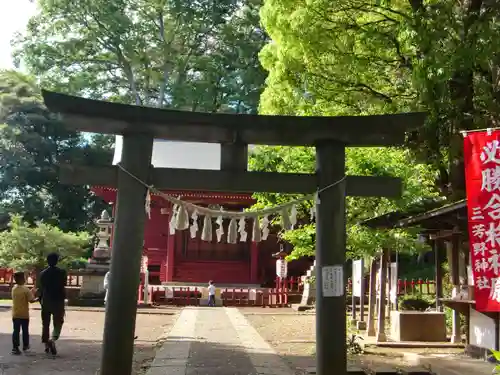 三芳野神社の鳥居