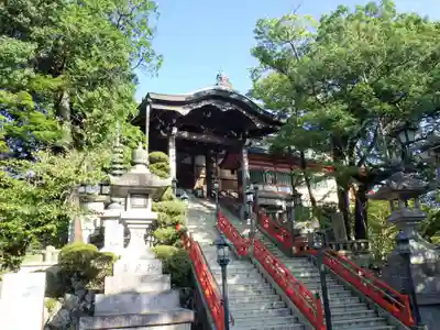 朝護孫子寺の本殿・本堂
