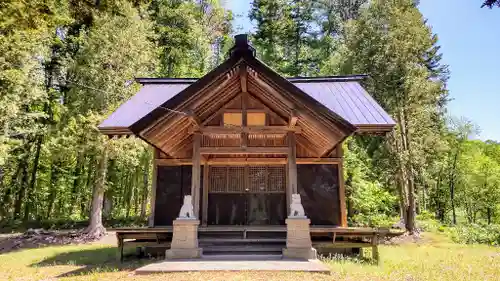 富沢神社の本殿