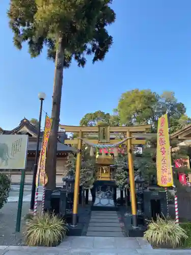 亀ケ池八幡宮の末社・摂社
