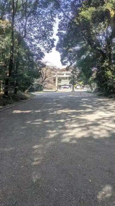 栃木縣護國神社の{uncategorized: "未分類", other: "その他", undefined: "問題あり", building: "その他建物", grave: "お墓", sacred_gate: "鳥居", guardian: "狛犬", statue: "像", buddha: "仏像", history: "歴史", nature: "自然", garden: "庭園", animal: "動物", pagoda: "塔", temizu: "手水舎", mountain_gate: "山門・神門", sanctuary: "本殿・本堂", subordinate: "末社・摂社", art: "芸術", scenery: "景色", jizo: "地蔵", ema: "絵馬", goshuin: "御朱印", omikuji: "おみくじ", items: "授与品その他", amulet: "お守り", goshuincho: "御朱印帳", eats: "食事", festival: "お祭り", votive_dance: "神楽", shichigosan: "七五三参", wedding: "結婚式", experience: "体験その他", initially: "初詣", around: "周辺", anti_infection: "感染症対策"}