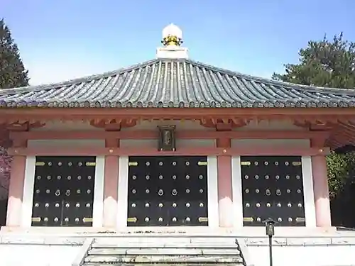 願成寺の本殿・本堂