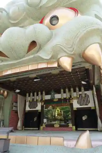 難波八阪神社の山門・神門