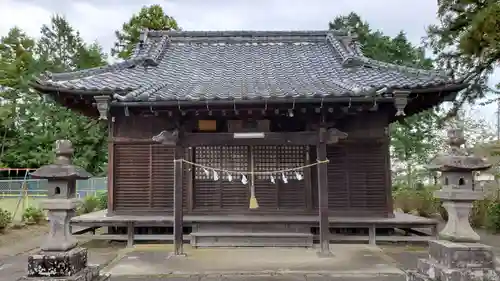 八幡神社の本殿・本堂