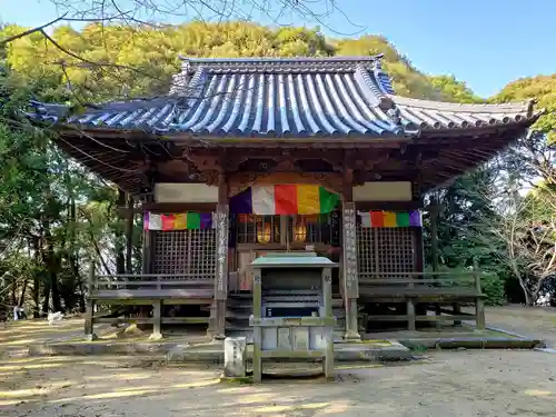 般若寺の本殿・本堂