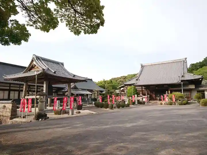 渭信寺の本殿・本堂
