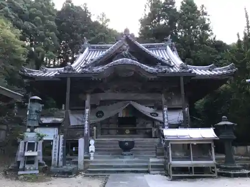 藤井寺の本殿・本堂