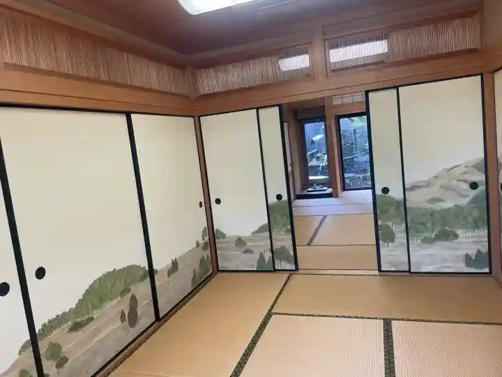 正法寺の{uncategorized: "未分類", other: "その他", undefined: "問題あり", building: "その他建物", grave: "お墓", sacred_gate: "鳥居", guardian: "狛犬", statue: "像", buddha: "仏像", history: "歴史", nature: "自然", garden: "庭園", animal: "動物", pagoda: "塔", temizu: "手水舎", mountain_gate: "山門・神門", sanctuary: "本殿・本堂", subordinate: "末社・摂社", art: "芸術", scenery: "景色", jizo: "地蔵", ema: "絵馬", goshuin: "御朱印", omikuji: "おみくじ", items: "授与品その他", amulet: "お守り", goshuincho: "御朱印帳", eats: "食事", festival: "お祭り", votive_dance: "神楽", shichigosan: "七五三参", wedding: "結婚式", experience: "体験その他", initially: "初詣", around: "周辺", anti_infection: "感染症対策"}