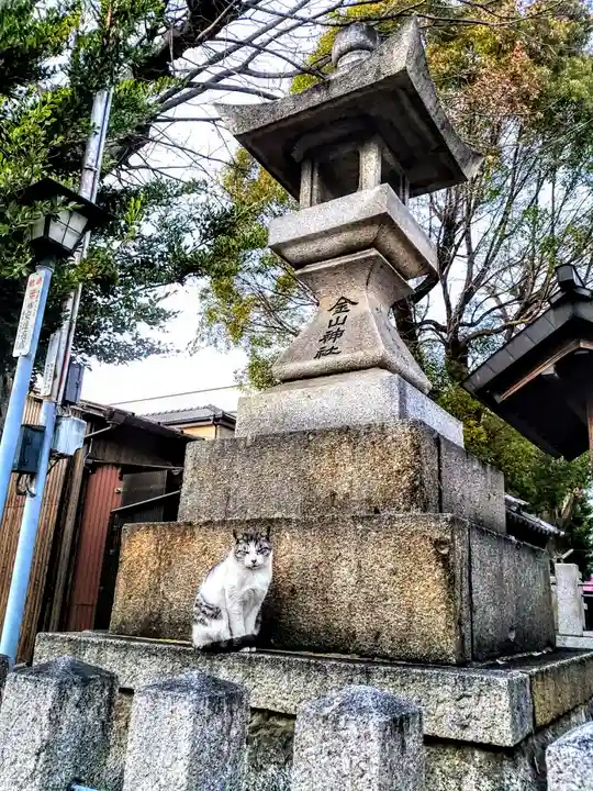 金山神社の動物