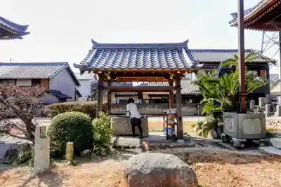 真光寺の手水舎