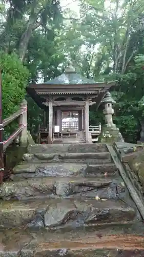 高館義経堂の本殿・本堂