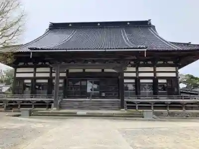 本念寺の{uncategorized: "未分類", other: "その他", undefined: "問題あり", building: "その他建物", grave: "お墓", sacred_gate: "鳥居", guardian: "狛犬", statue: "像", buddha: "仏像", history: "歴史", nature: "自然", garden: "庭園", animal: "動物", pagoda: "塔", temizu: "手水舎", mountain_gate: "山門・神門", sanctuary: "本殿・本堂", subordinate: "末社・摂社", art: "芸術", scenery: "景色", jizo: "地蔵", ema: "絵馬", goshuin: "御朱印", omikuji: "おみくじ", items: "授与品その他", amulet: "お守り", goshuincho: "御朱印帳", eats: "食事", festival: "お祭り", votive_dance: "神楽", shichigosan: "七五三参", wedding: "結婚式", experience: "体験その他", initially: "初詣", around: "周辺", anti_infection: "感染症対策"}