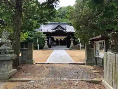 城山神社の本殿