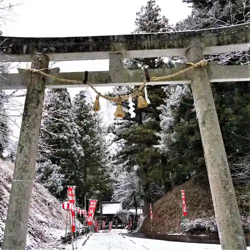 熱日高彦神社の鳥居