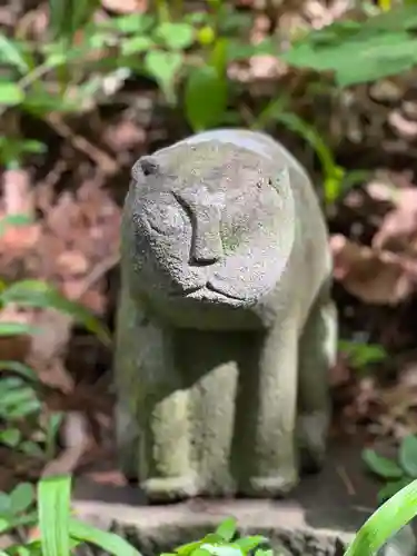 修那羅山安宮神社の狛犬