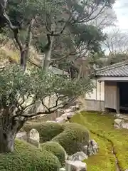 行基寺の庭園