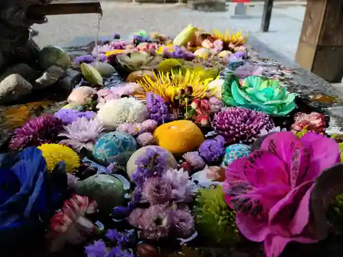 滑川神社 - 仕事と子どもの守り神の手水舎