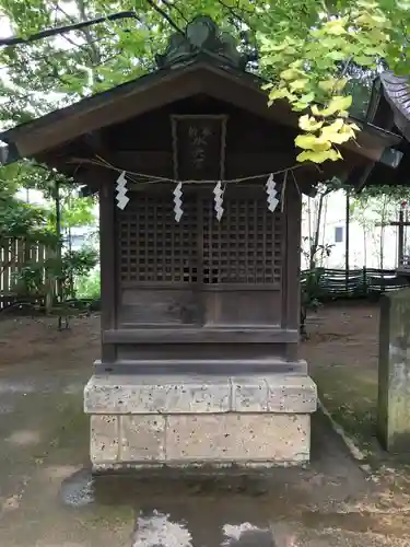 意富比神社の末社