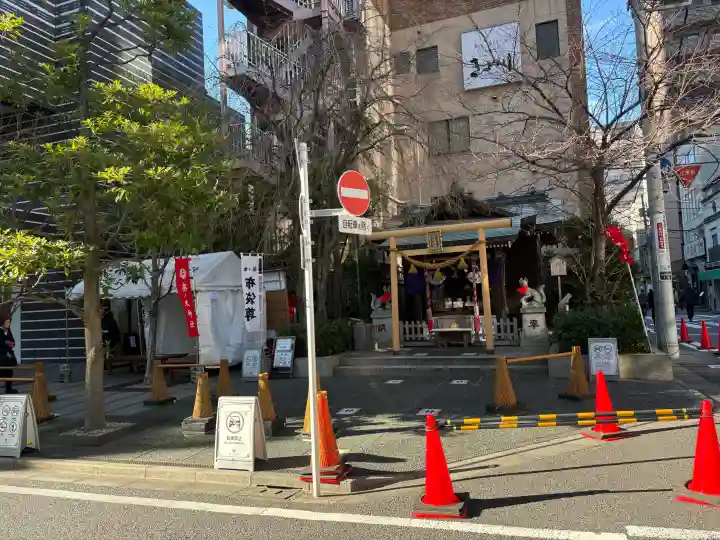 茶ノ木神社の{uncategorized: "未分類", other: "その他", undefined: "問題あり", building: "その他建物", grave: "お墓", sacred_gate: "鳥居", guardian: "狛犬", statue: "像", buddha: "仏像", history: "歴史", nature: "自然", garden: "庭園", animal: "動物", pagoda: "塔", temizu: "手水舎", mountain_gate: "山門・神門", sanctuary: "本殿・本堂", subordinate: "末社・摂社", art: "芸術", scenery: "景色", jizo: "地蔵", ema: "絵馬", goshuin: "御朱印", omikuji: "おみくじ", items: "授与品その他", amulet: "お守り", goshuincho: "御朱印帳", eats: "食事", festival: "お祭り", votive_dance: "神楽", shichigosan: "七五三参", wedding: "結婚式", experience: "体験その他", initially: "初詣", around: "周辺", anti_infection: "感染症対策"}