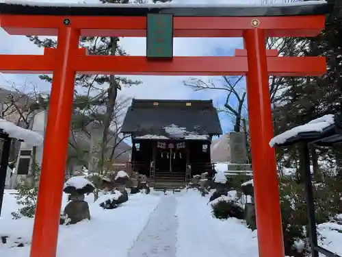 山家神社の末社