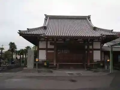 西願寺の本殿