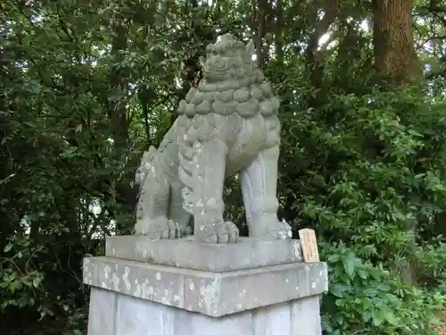 竈山神社の狛犬