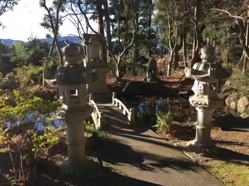 八幡宮の庭園