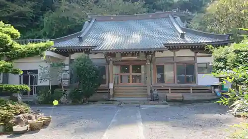 三光寺の本殿・本堂