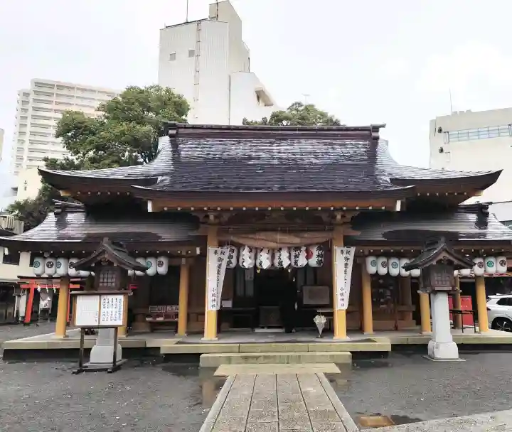 小梳神社の{uncategorized: "未分類", other: "その他", undefined: "問題あり", building: "その他建物", grave: "お墓", sacred_gate: "鳥居", guardian: "狛犬", statue: "像", buddha: "仏像", history: "歴史", nature: "自然", garden: "庭園", animal: "動物", pagoda: "塔", temizu: "手水舎", mountain_gate: "山門・神門", sanctuary: "本殿・本堂", subordinate: "末社・摂社", art: "芸術", scenery: "景色", jizo: "地蔵", ema: "絵馬", goshuin: "御朱印", omikuji: "おみくじ", items: "授与品その他", amulet: "お守り", goshuincho: "御朱印帳", eats: "食事", festival: "お祭り", votive_dance: "神楽", shichigosan: "七五三参", wedding: "結婚式", experience: "体験その他", initially: "初詣", around: "周辺", anti_infection: "感染症対策"}