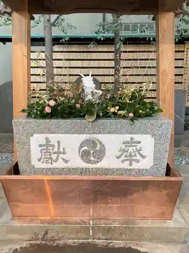 田無神社の手水舎