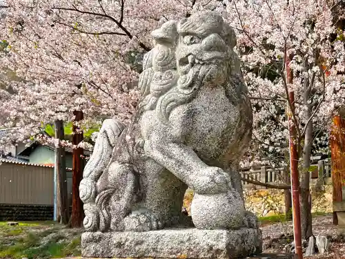 坂城神社の狛犬